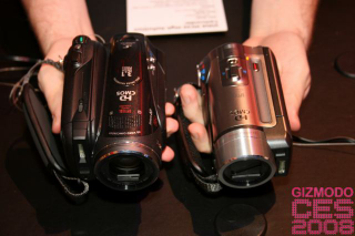 Illustration for article titled Canon's HD Vixia HF10 and HF100 Need No Tape